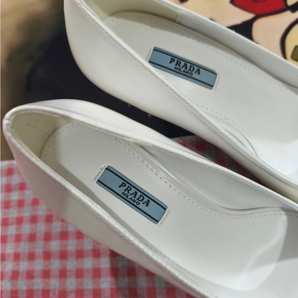 Prada White Pointed Patent Leather Pumps with Logo Accent - Picture 4 of 8